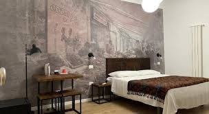 To the three markets hotel