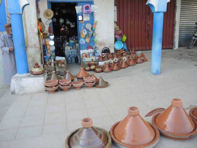 Souvenirs and tagine dishes for sale