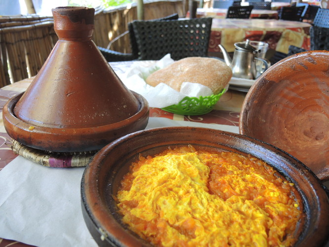 Berberian omelet with tomatoes in the Atlas Mountains