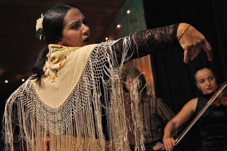 Traditional_Dance
