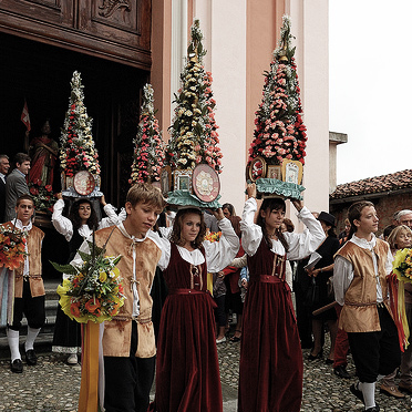 Matarille and halberds festival in Milan