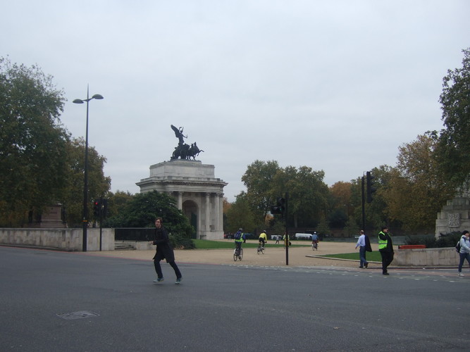 08_Towards_to_London_Hyde_Park