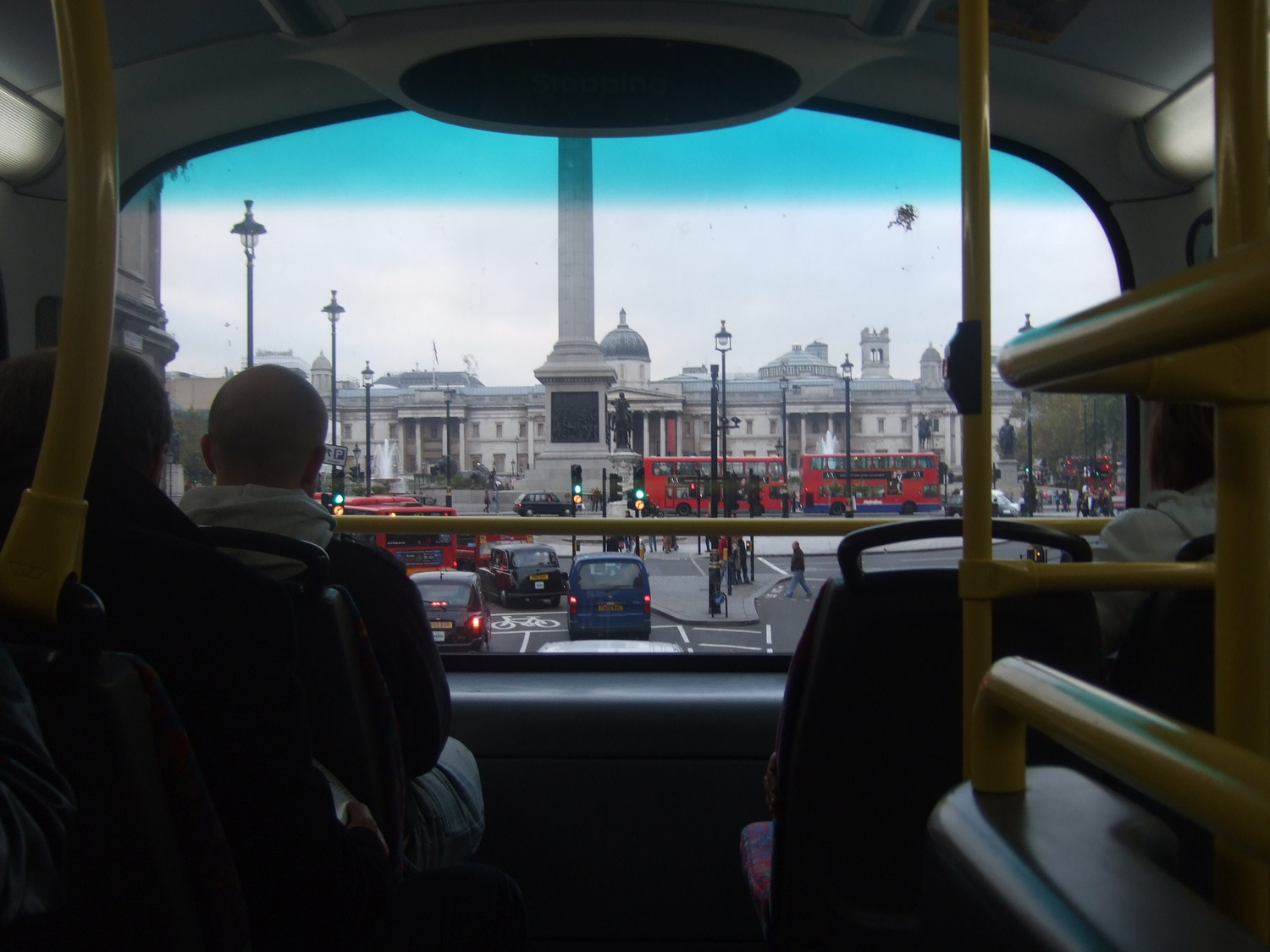 14_The_main_London_sights_may_be_seen_through_the_windows_of_tho-decker_bus