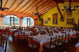 Restaurant_at_the_Oaks