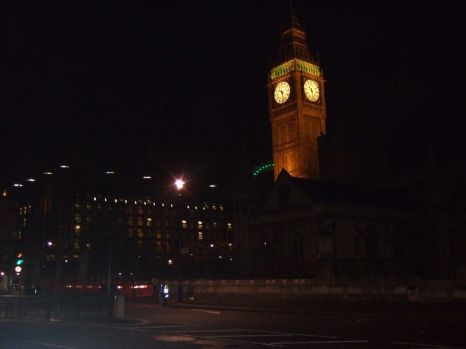 DSCF2588_Big_Ben_at_night