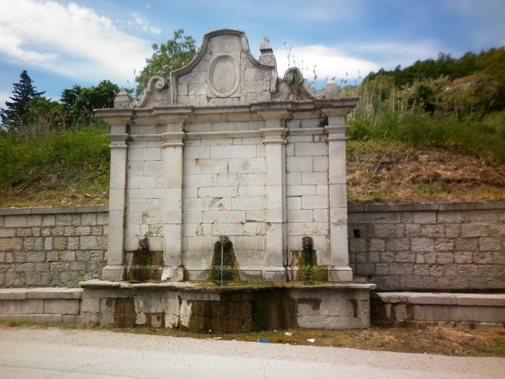 The_fountain_of_the_Blind