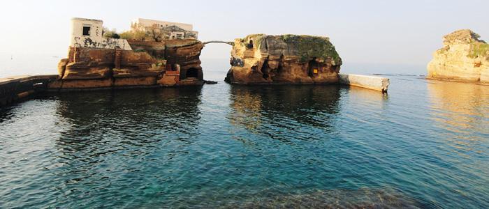 Gaiola_beach