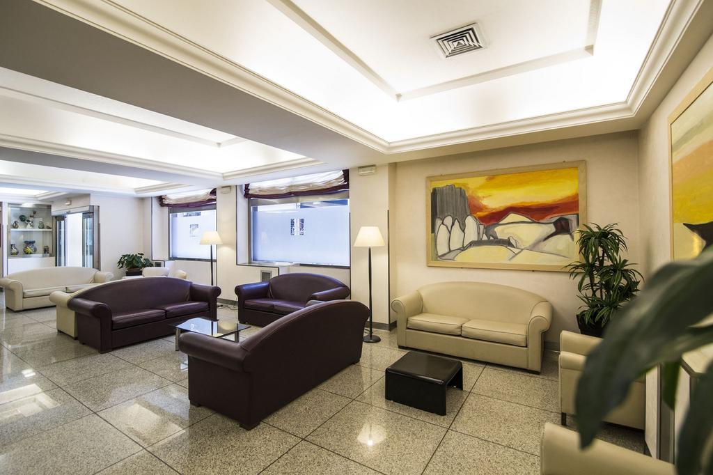 Mediterranean_hotel