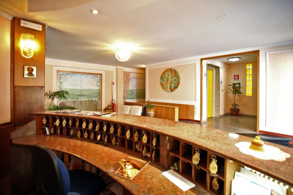 Cristal_hotel