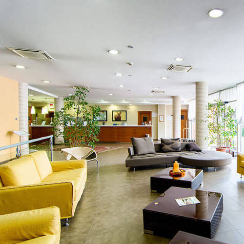 Concordant hotel