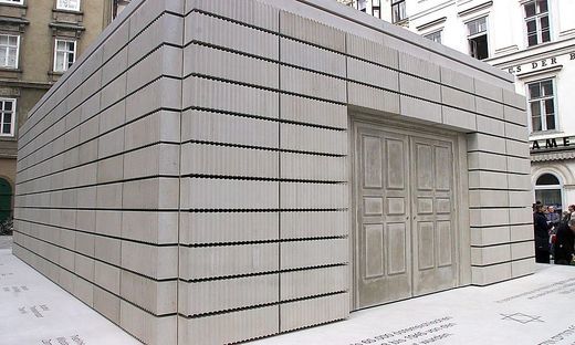 Holocaust Memorial
