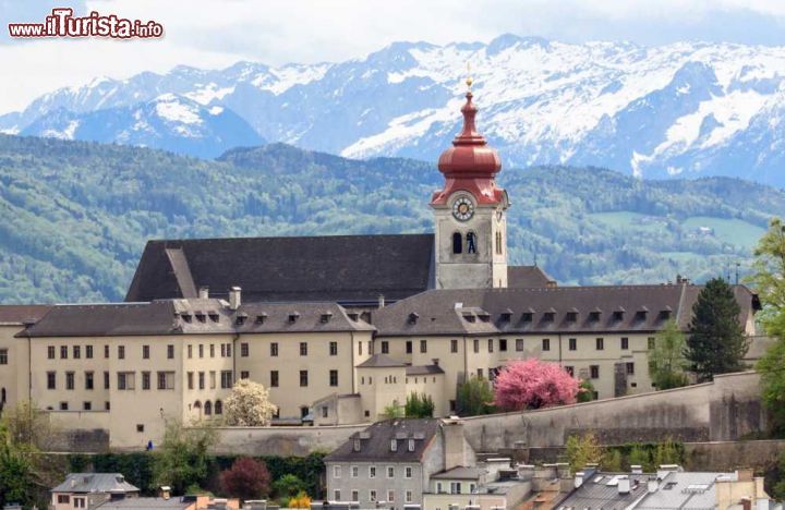 Nonnberg_abbey