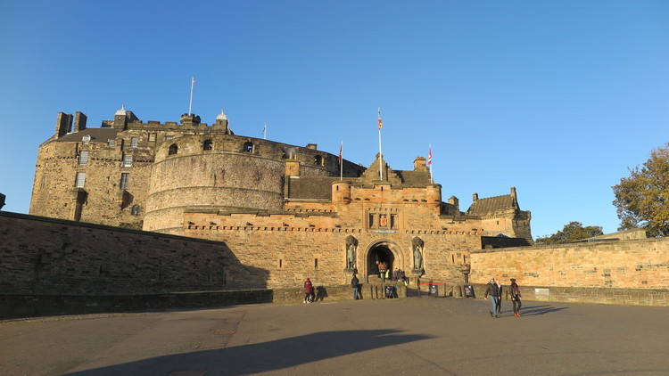 Trip to Edinburgh. Edinburgh castle