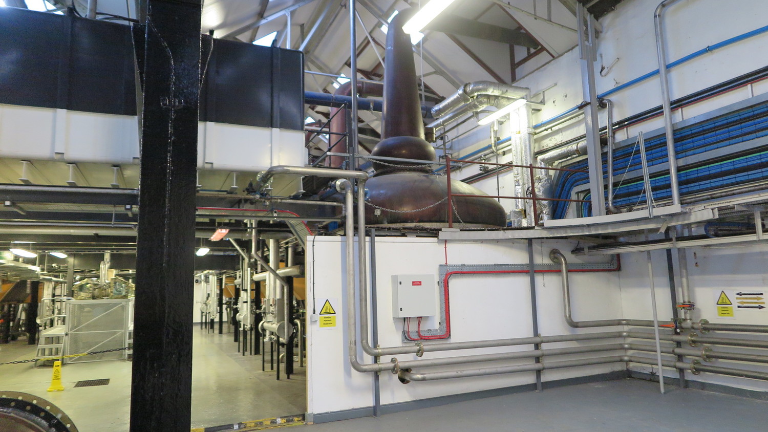 Scotland by car. Tomatin Distillery of whisky