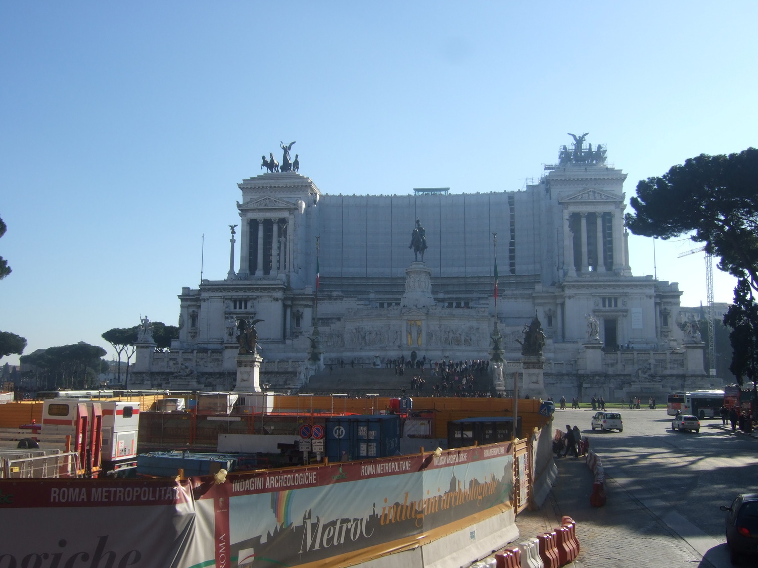 Tourist attractions. Victor Emmanuel II National Monument 