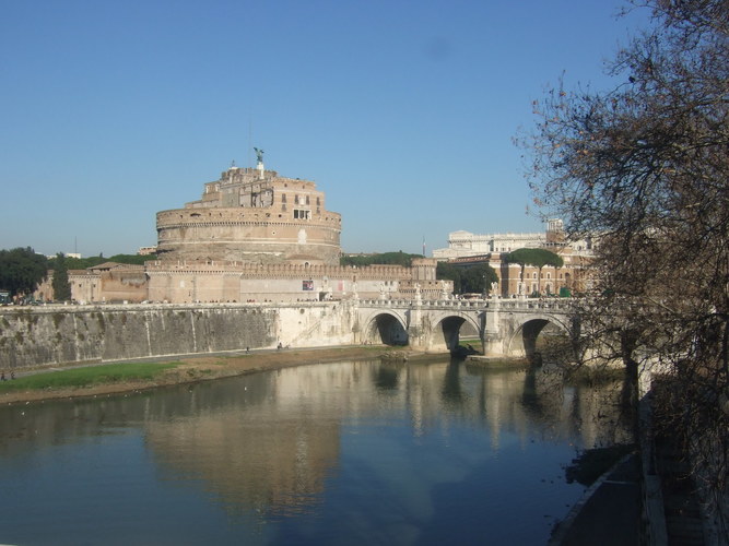 Tourist attractions. Castel Sant'Angelo and Ponte Vittorio Emanuele II