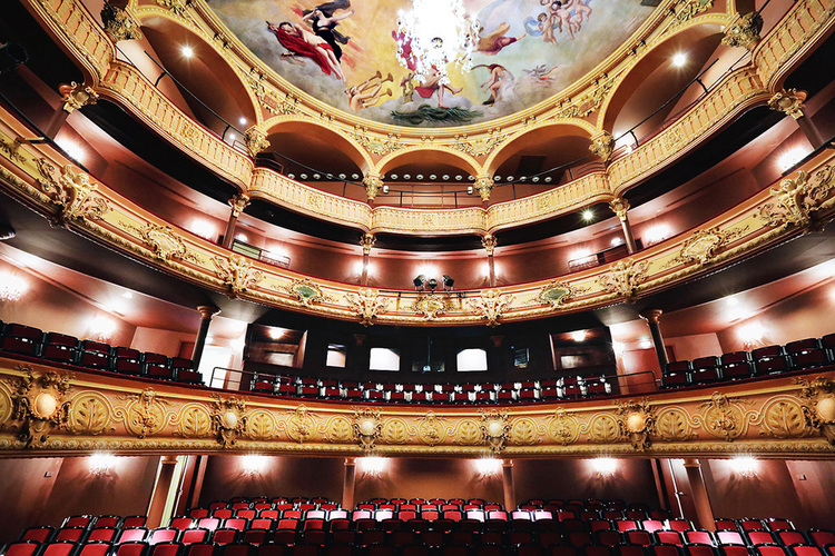 Inside of the Clermont-Ferrand Opera Theater