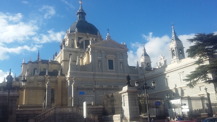 Cathedral from behind and the  Ctahedral's Crypt