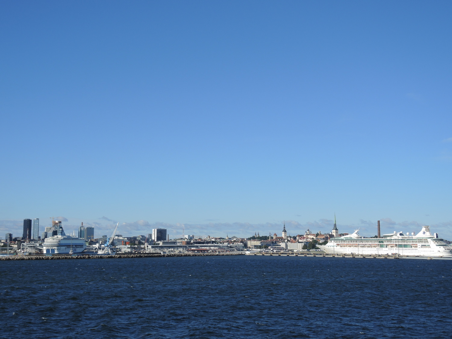 Ferry_to_Helsinki
