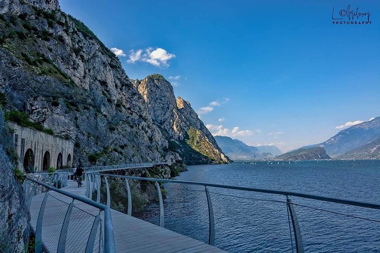 Cycle path in Limone sul Garda