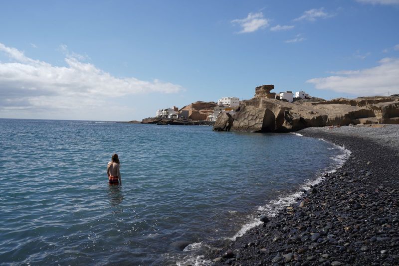 holidays in tenerifes small seaside towns