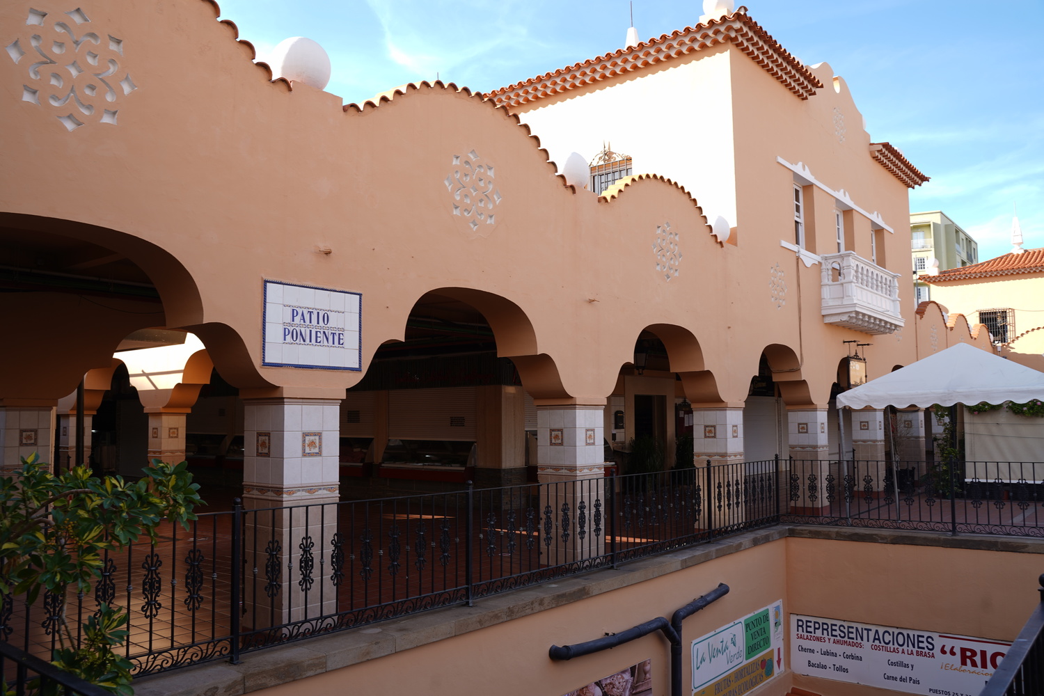 african market in santa cruz